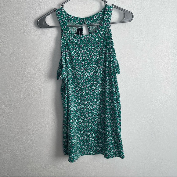 Fortune + Ivy Tops - Fortune + Ivy Dayce floral Halter size medium stitch fix EUC